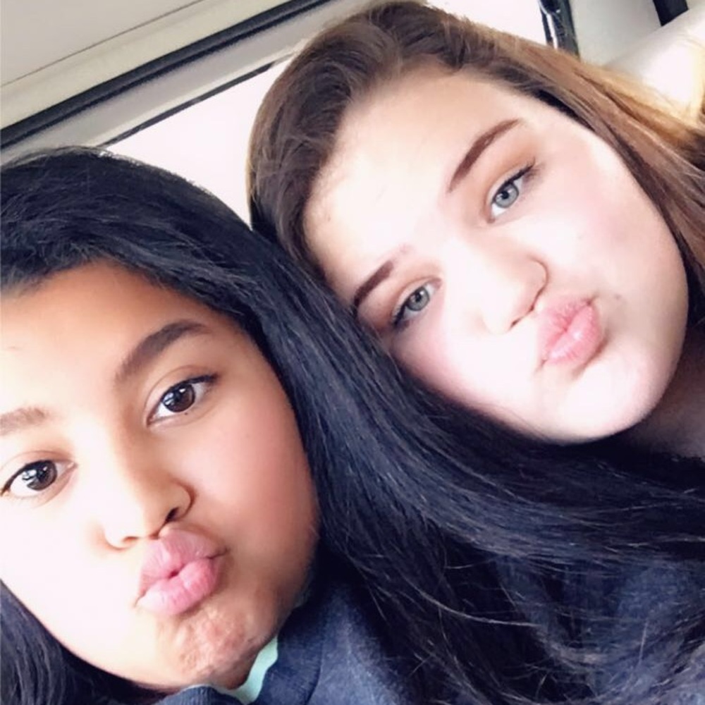 Meet your Posher, Imelda